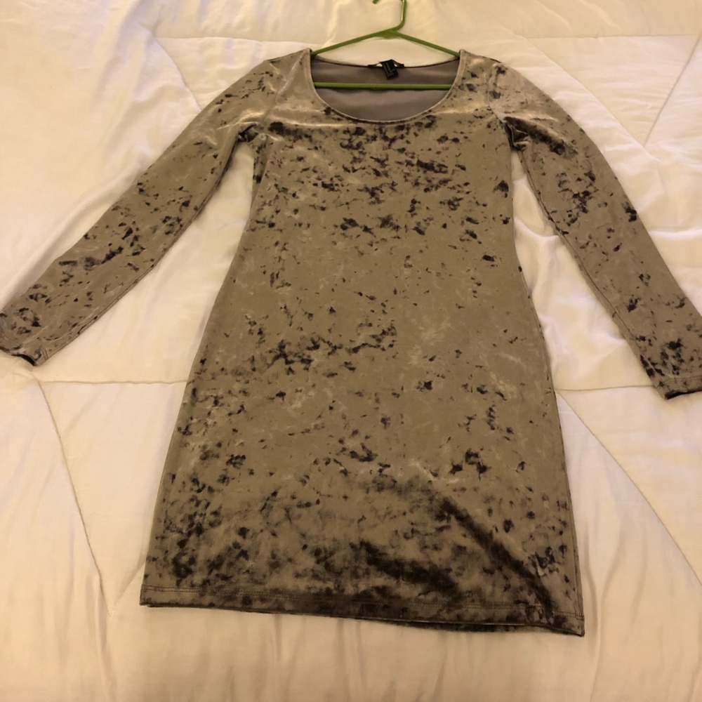 Velvet long sleeve mini dress size M